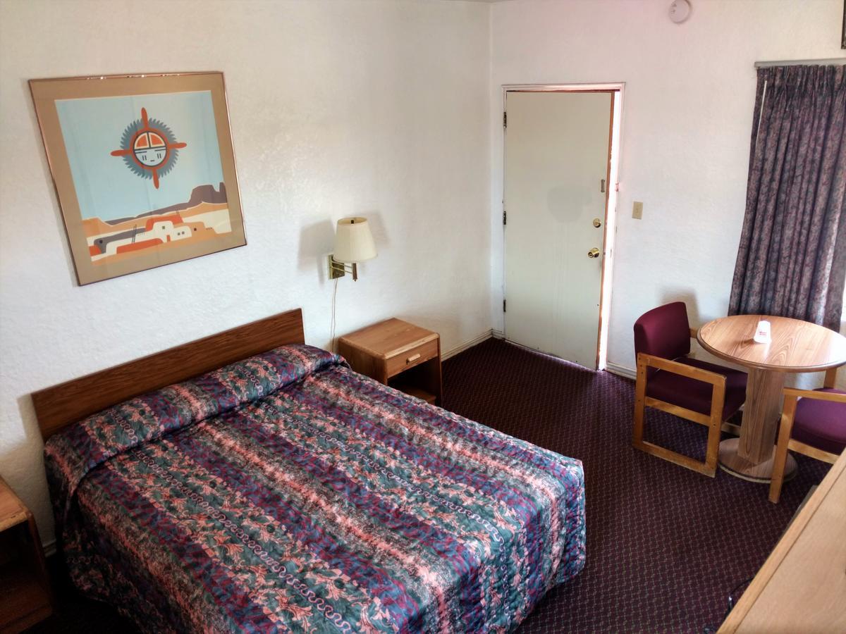 Highland Tower Motel ツーソン エクステリア 写真