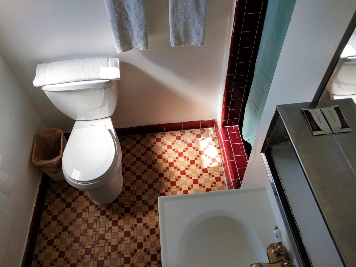 Highland Tower Motel ツーソン エクステリア 写真